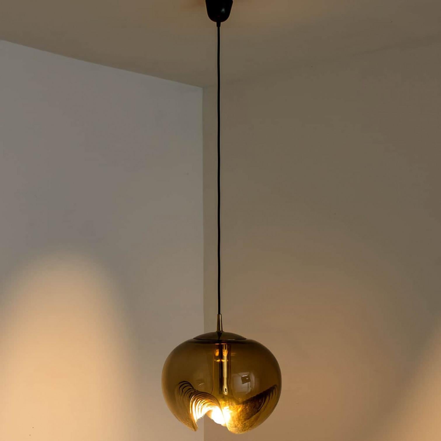 1 of the 2 Light Fixtures Koch & Lowy, 1970 in vendita 2