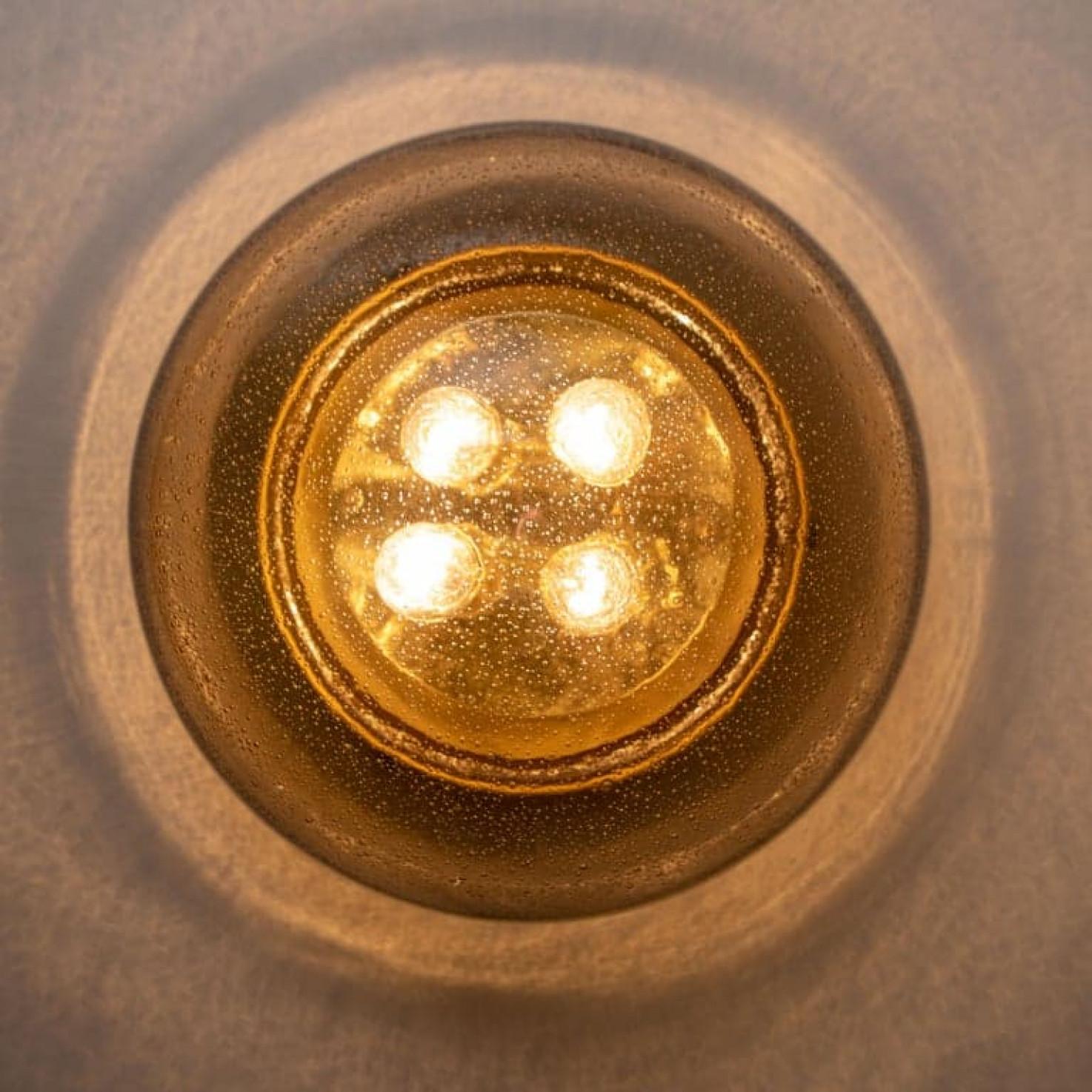 1 dei 2 modelli Limburg Flush Mount a forma di fungo, anni '70 in vendita 5