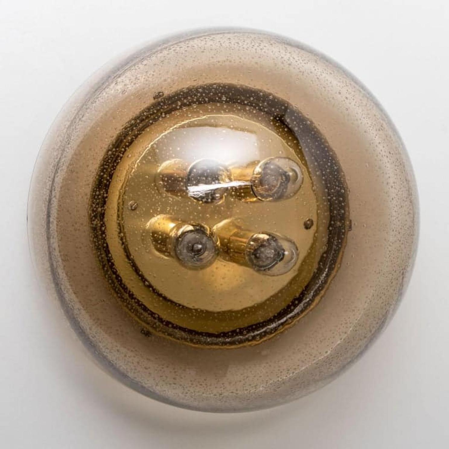 Fine XX secolo 1 dei 2 modelli Limburg Flush Mount a forma di fungo, anni '70 in vendita