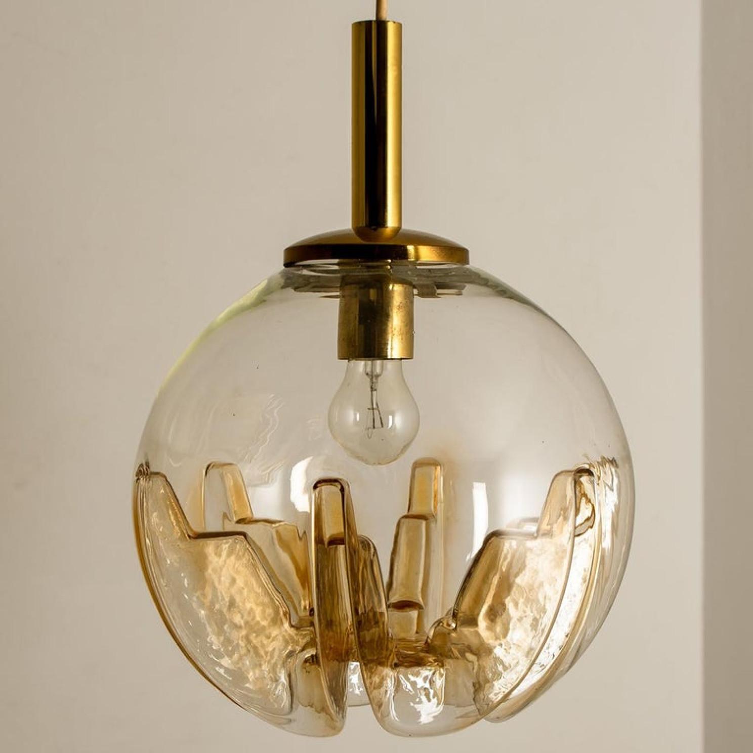 1 des 2 lampes à suspension Mazzega de Murano, Italie, 1970 en vente 8