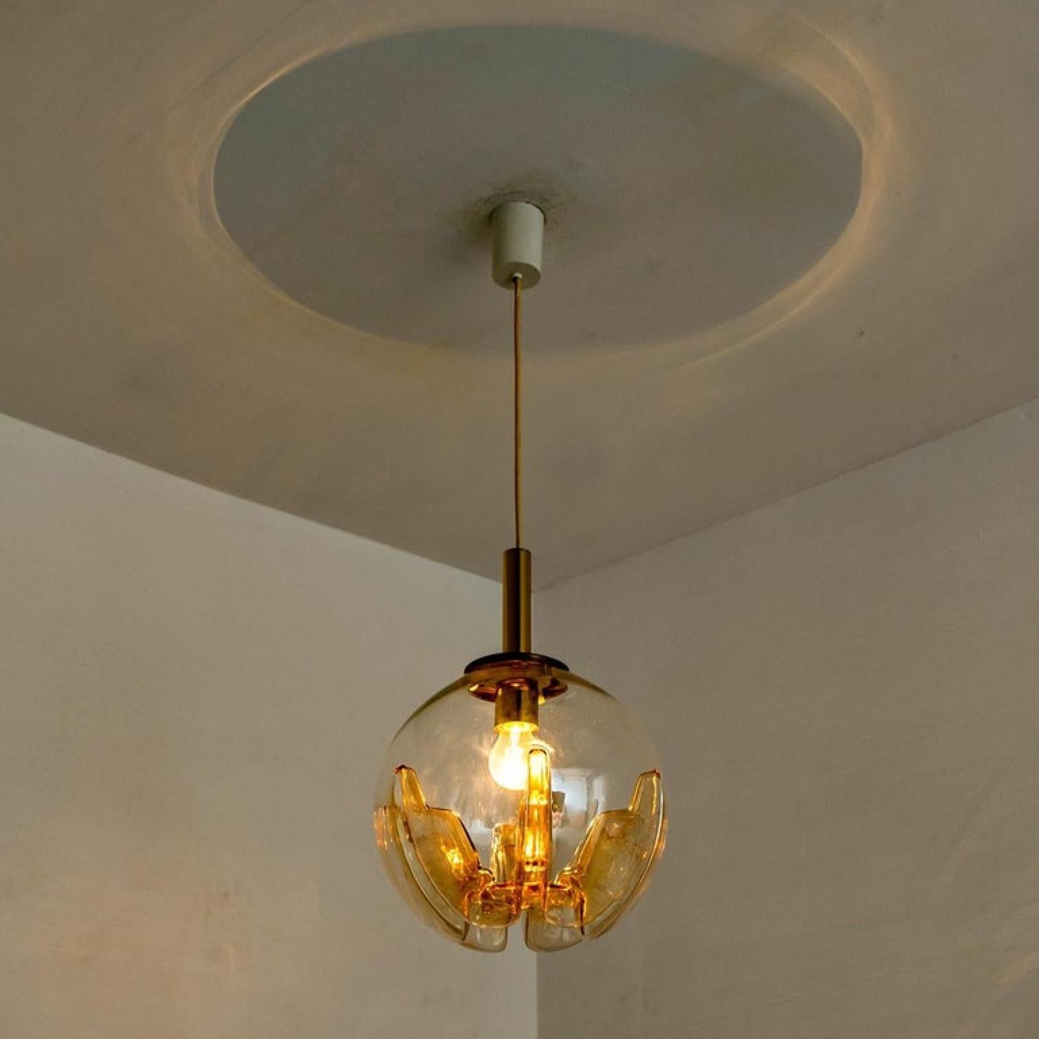 1 dei 2 pendenti Mazzega Murano Globe, Italia, 1970 in vendita 9