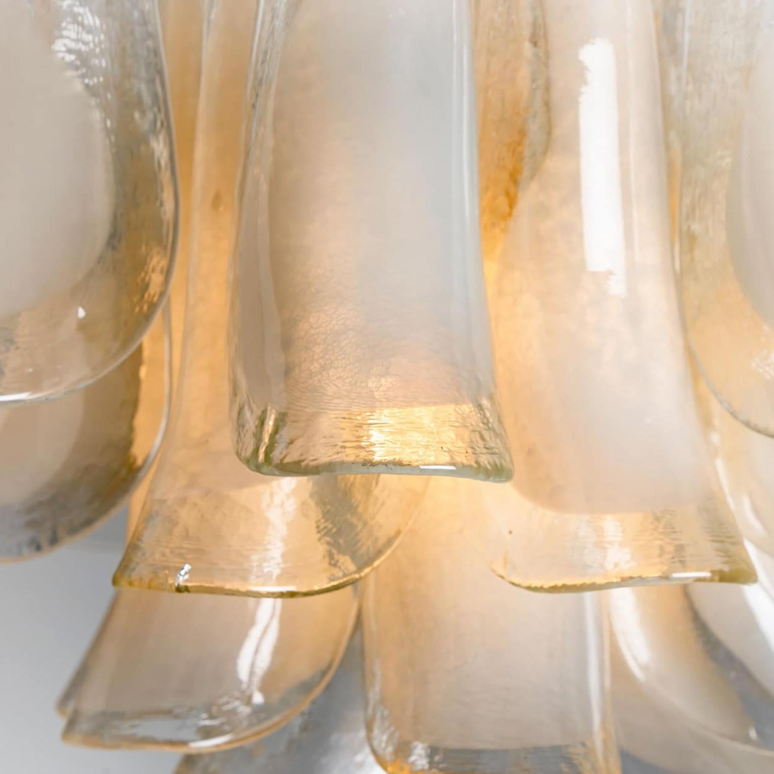 1 of the 2 Murano White Clear Glass and Brass Chandeliers, Italy, 1970s For Sale 7