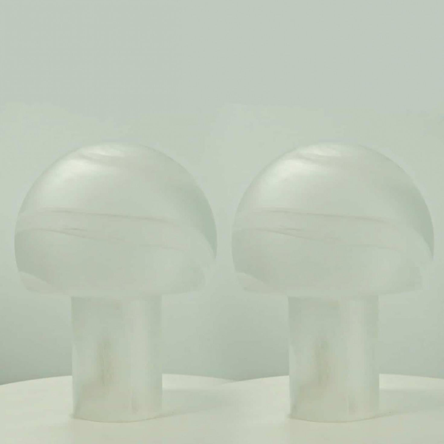 1 des 2 lampes de table en verre Mushroom, Glashütte Limburg, 1970 en vente 2