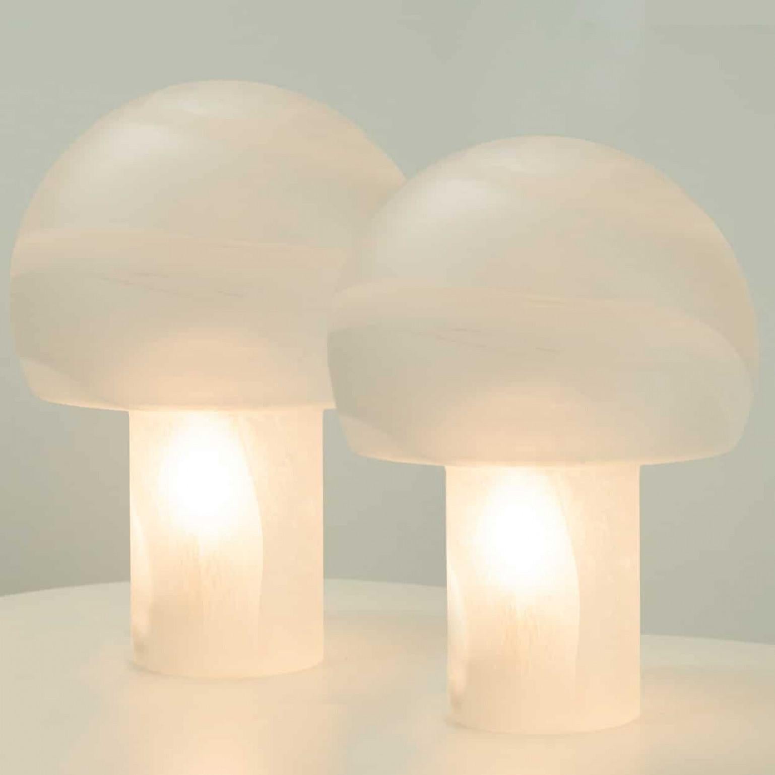 1 of the 2 Mushroom Glass Table Lamps, Glashütte Limburg, 1970 im Angebot 4