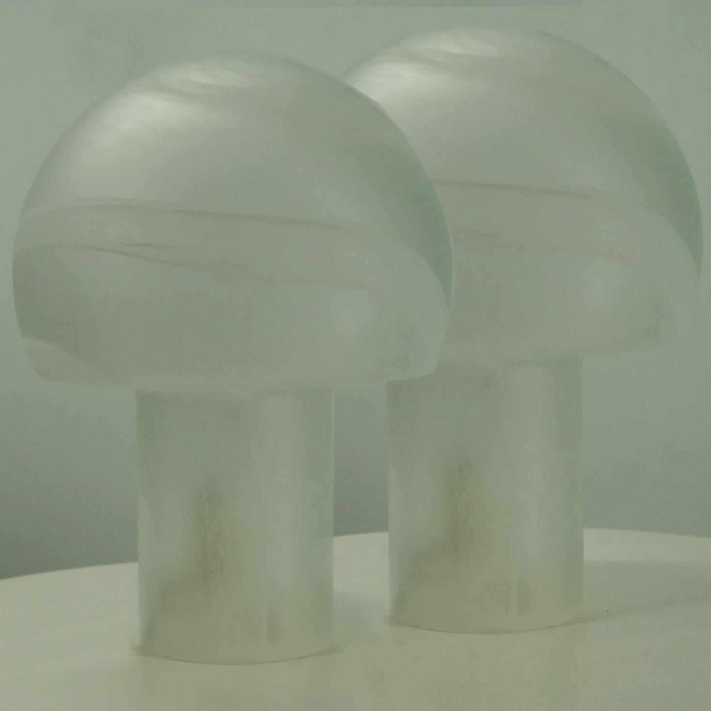 1 of the 2 Mushroom Glass Table Lamps, Glashütte Limburg, 1970 6