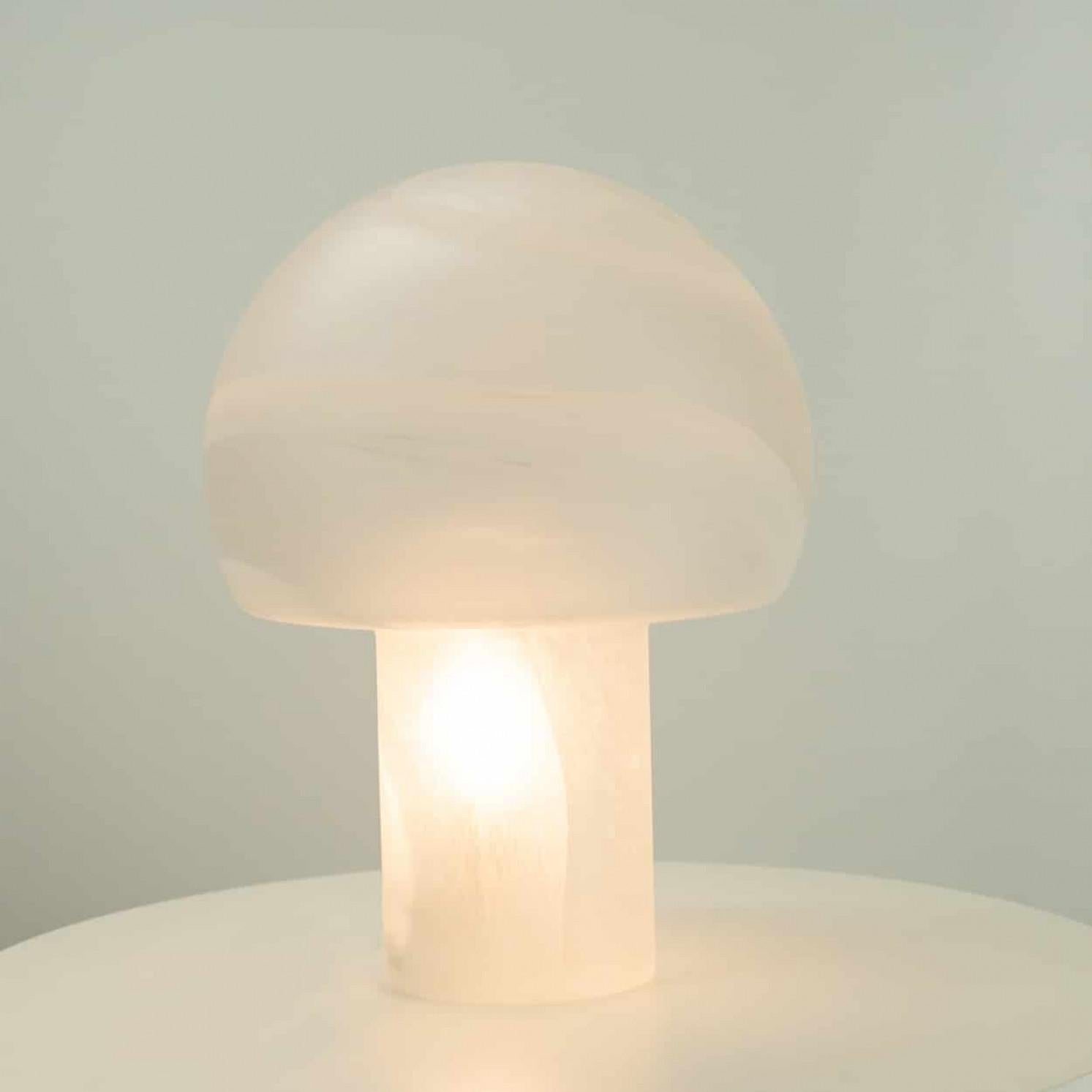 1 des 2 lampes de table en verre Mushroom, Glashütte Limburg, 1970 Bon état - En vente à Rijssen, NL