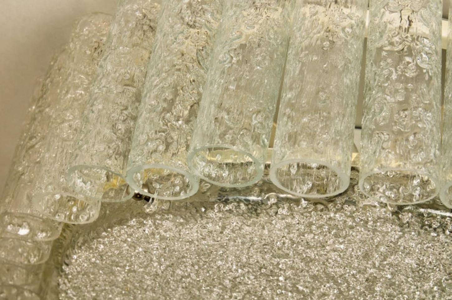 Altro 1 dei 2 lampadari extra large Doria Clear Flushmount, 1960 in vendita