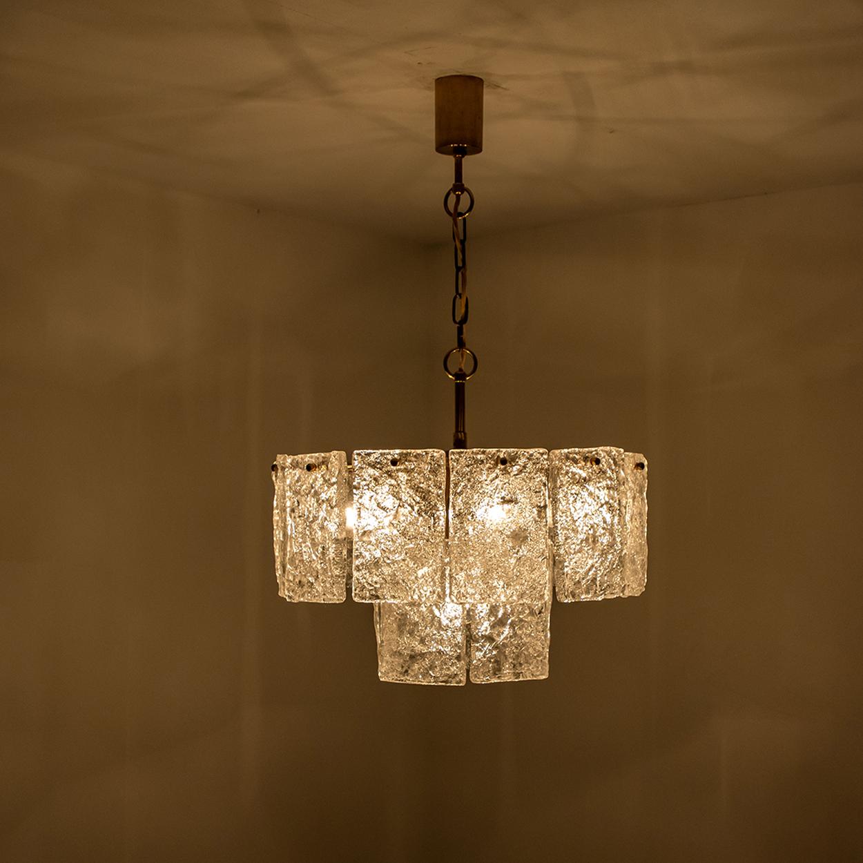 1 des 2 luminaires à deux niveaux en verre et laiton de Hillebrand, années 1960 en vente 5