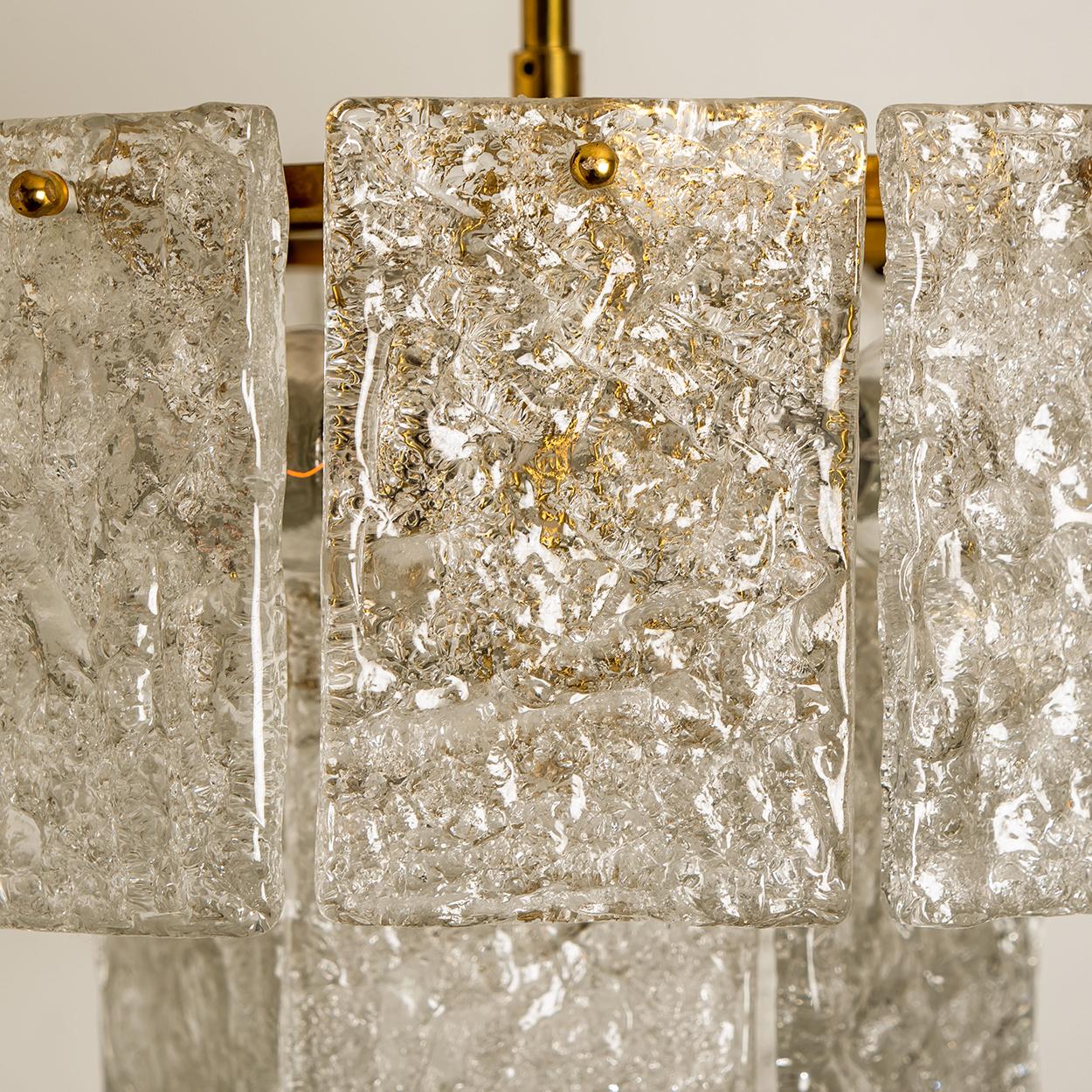 Allemand 1 des 2 luminaires à deux niveaux en verre et laiton de Hillebrand, années 1960 en vente