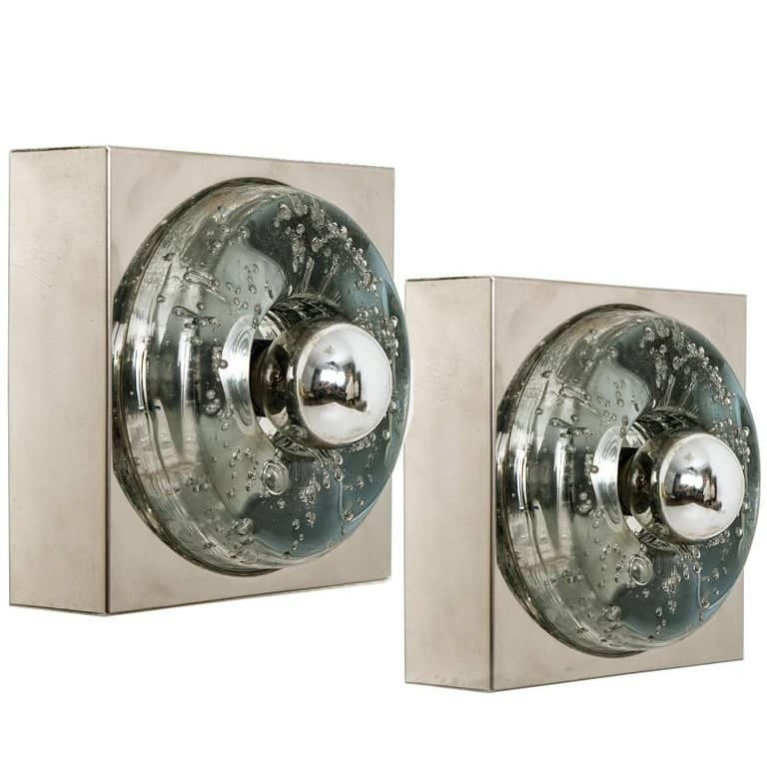 Mid-Century moderno 1 dei 2 di Lampade da parete o soffitto soffiate a mano, Doria, 1970 in vendita