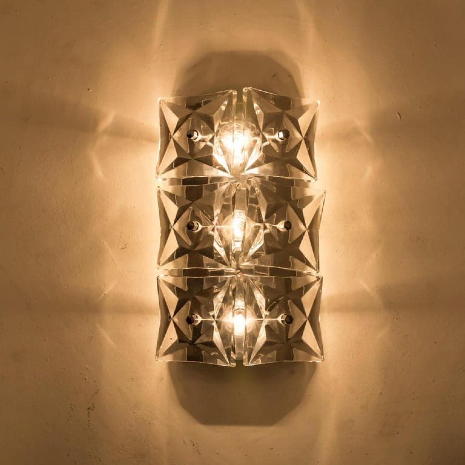 Cristal 1 des 2 paires d'appliques Kinkeldey, verre cristal chromé, 1970 en vente
