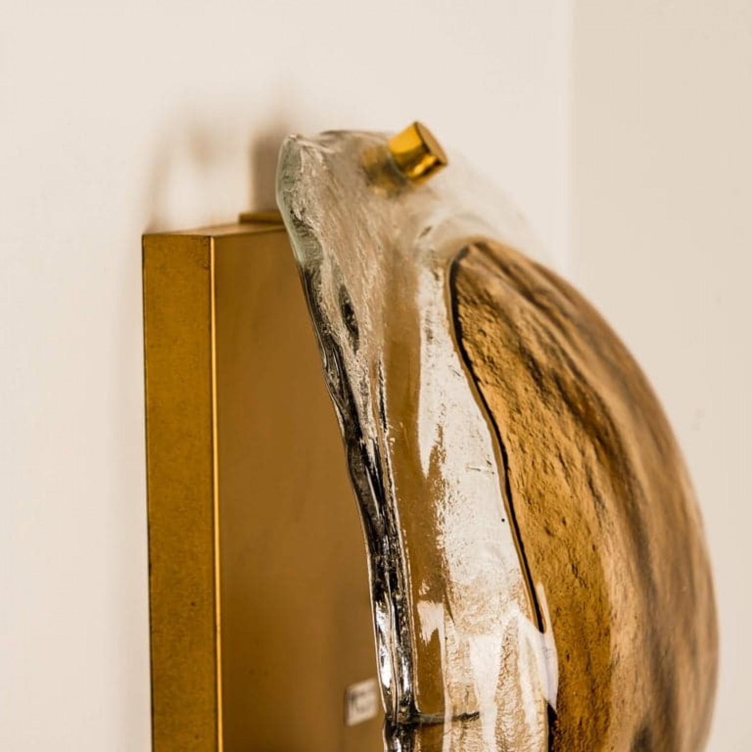 1 of the 2 Pairs of Brass and Brown Glass Hand Blown Murano Glass Wall Lights en venta 3