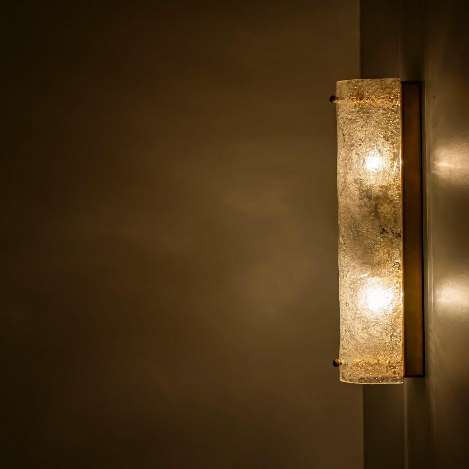 1 delle 2 coppie di applique in vetro trasparente con bolle di Hillebrand, Germania, 1969 in vendita 3