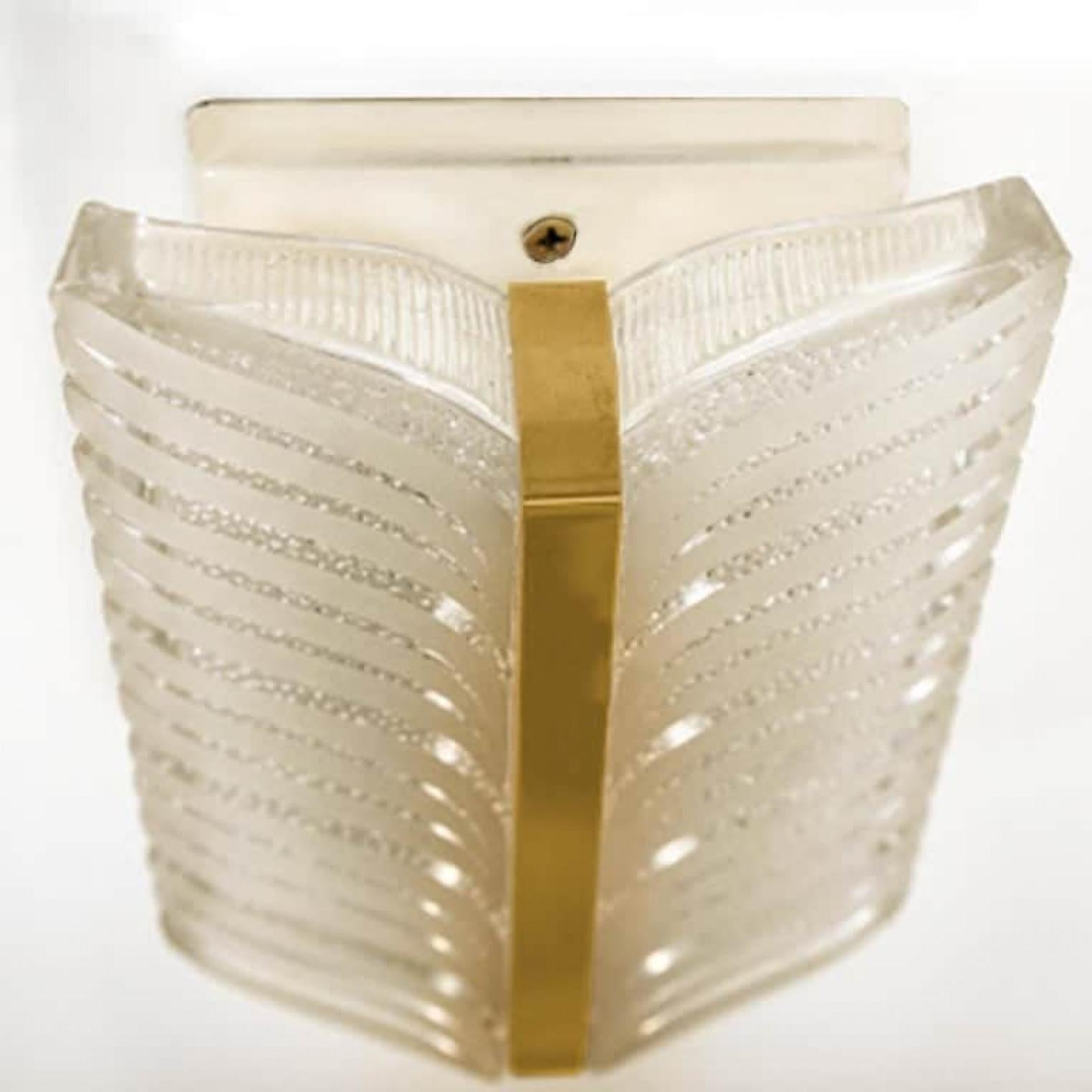 Altro 1 delle 2 coppie di lampade a foglia Kalmar, anni '60 in vendita