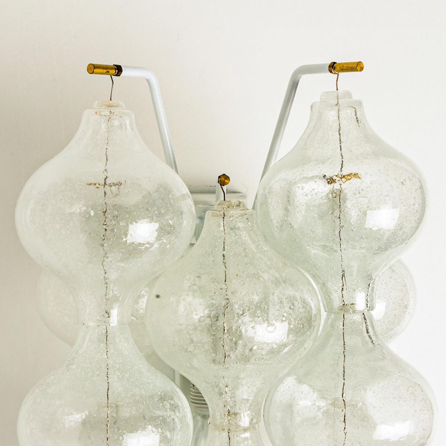 Altro 1 of the 2 Pairs of Large Tulipan Wall Lamps or Sconces by J.T. Kalmar 'H 21.2' in vendita