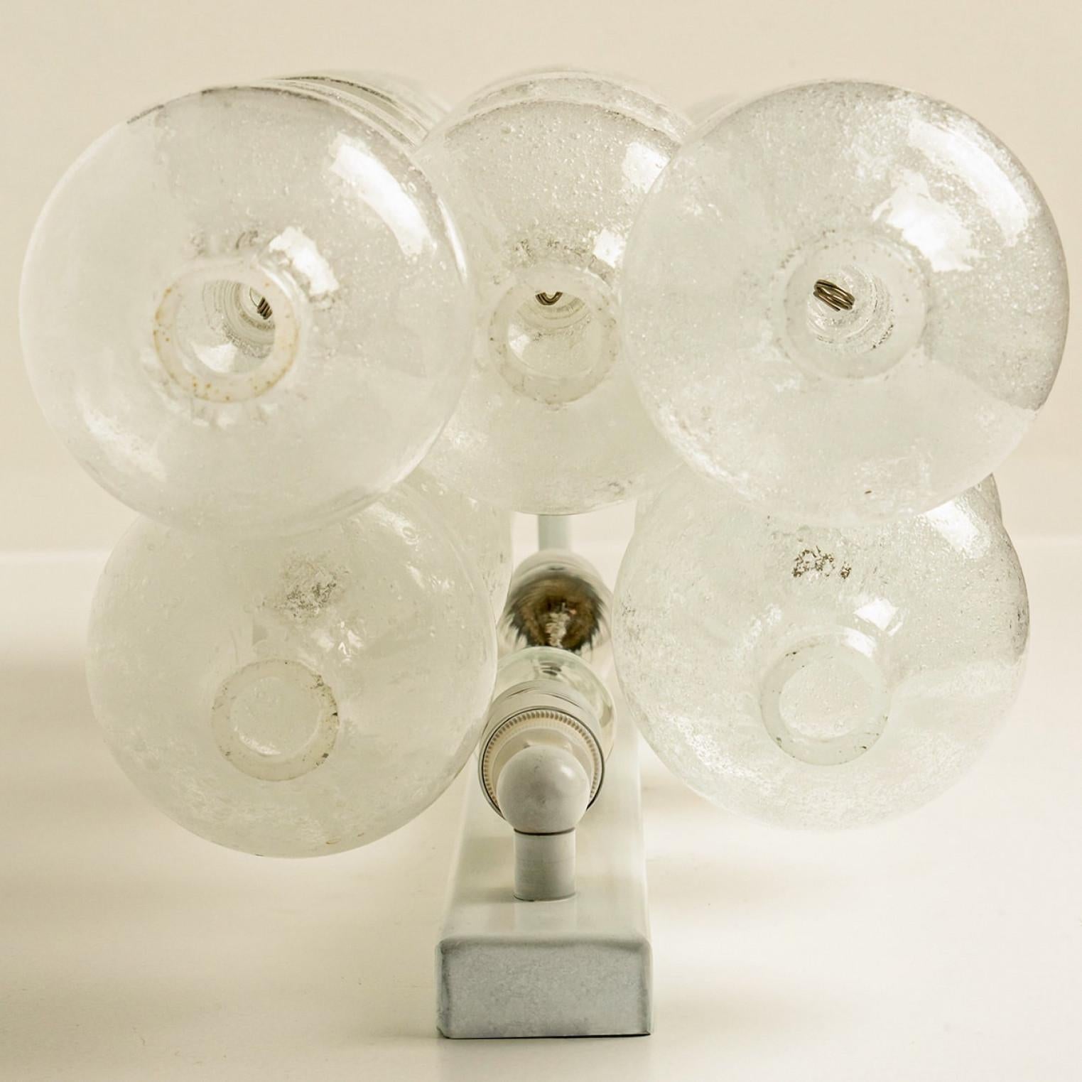 1 of the 2 Pairs of Large Tulipan Wall Lamps or Sconces by J.T. Kalmar 'H 21.2' in vendita 1