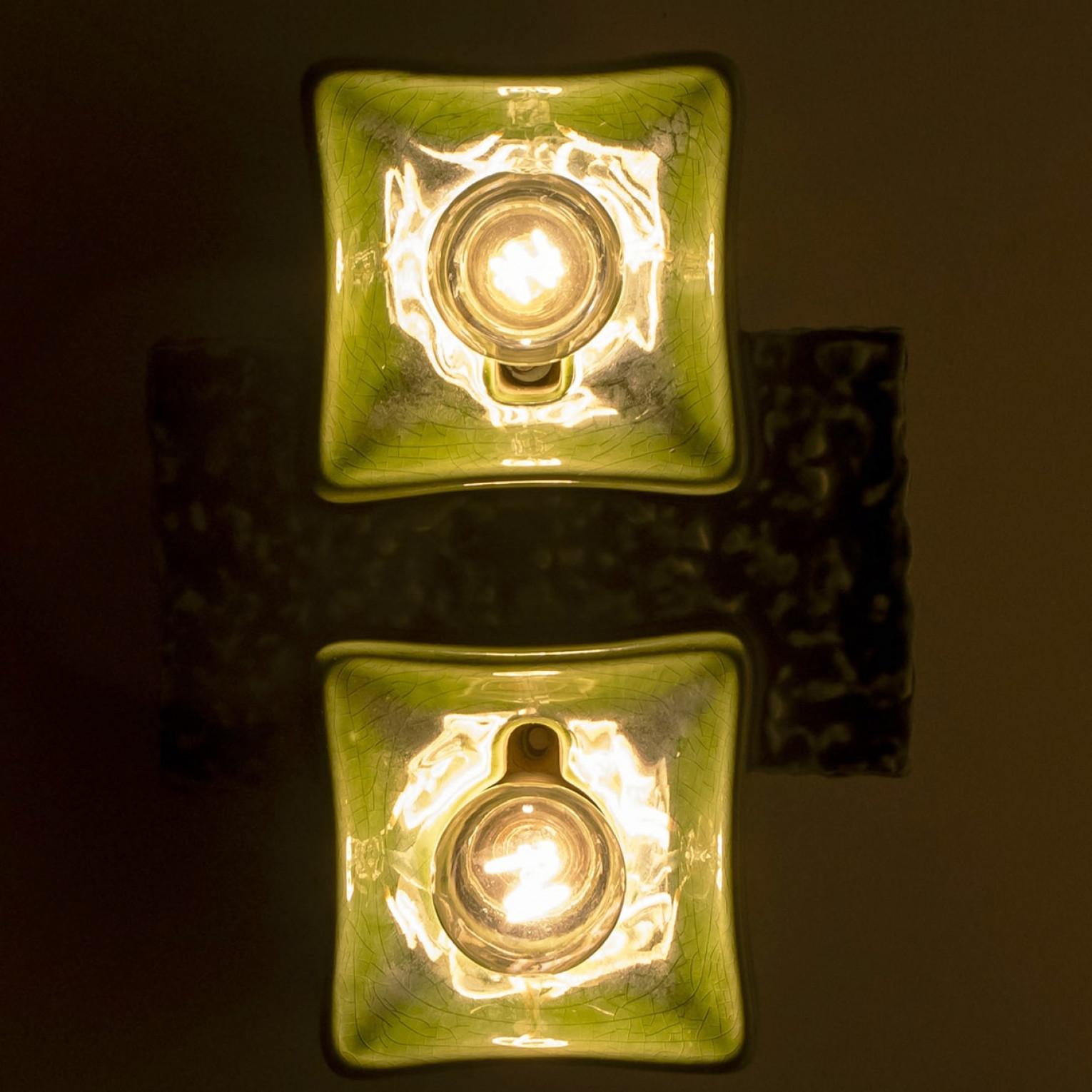 1 delle 2 applique quadrate con texture verde di Pan Ceramics, anni '60 in vendita 2