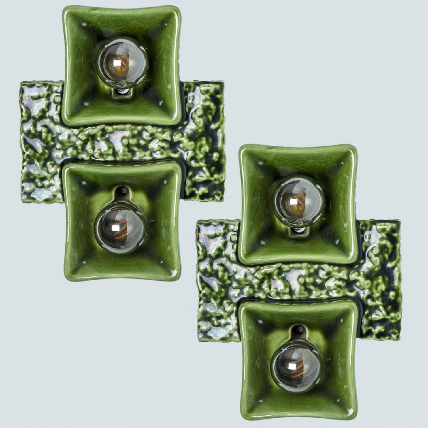 Altro 1 delle 2 applique quadrate con texture verde di Pan Ceramics, anni '60 in vendita
