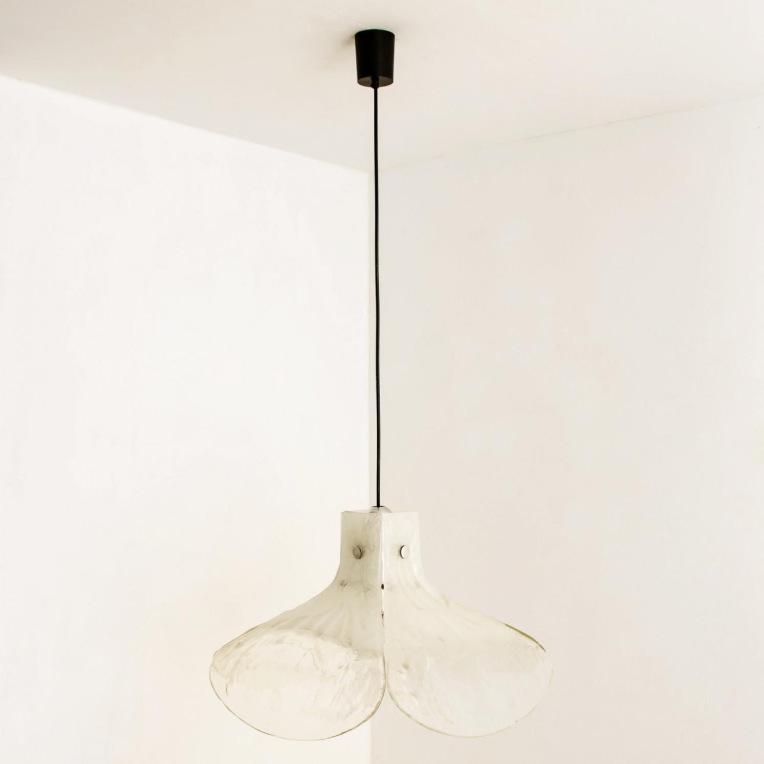 1 of the 2 Pendant Lamps Model LS185 by Carlo Nason for Mazzega, 1970 For Sale 6