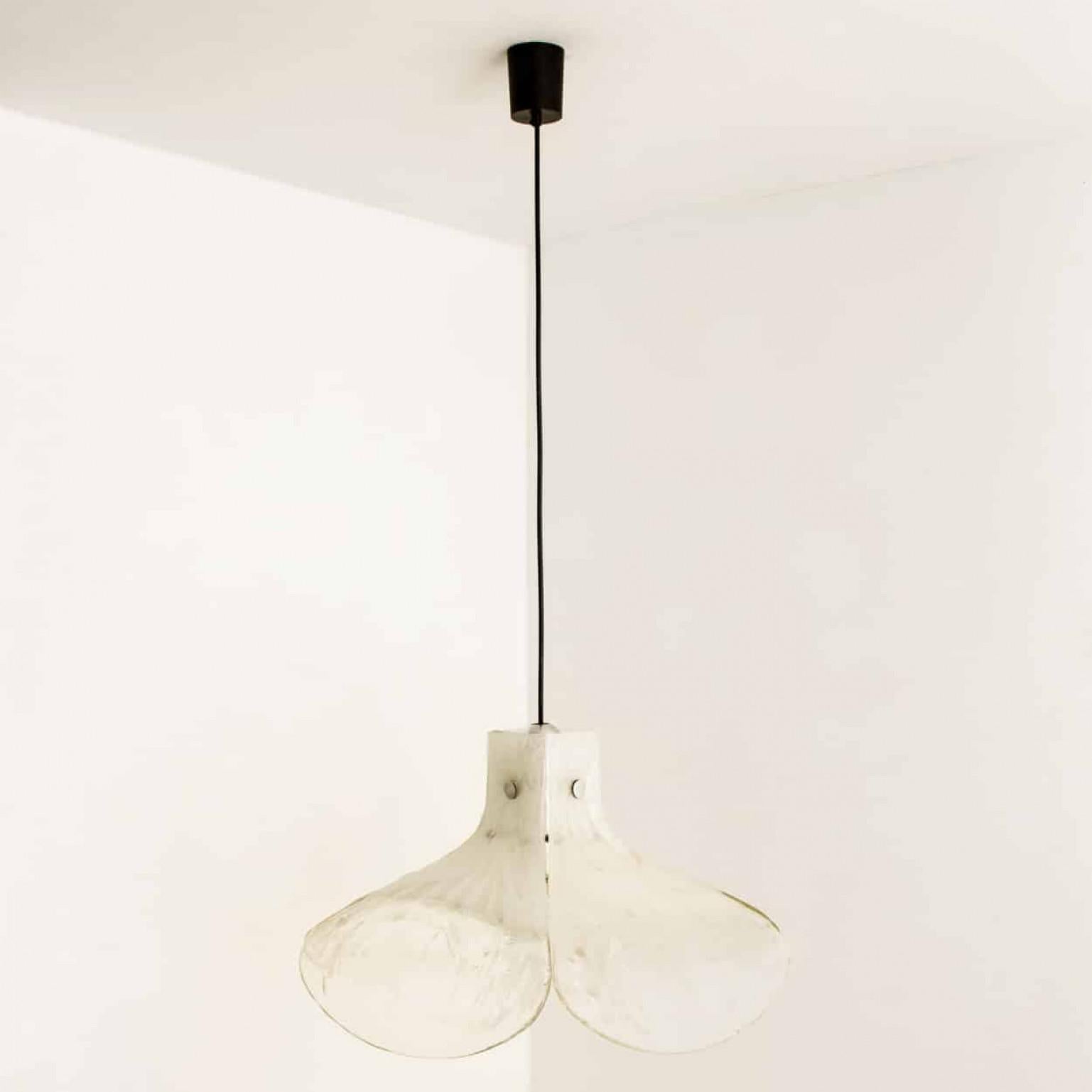 1 delle 2 lampade a sospensione Model LS185 di Carlo Nason per Mazzega, 1970 in vendita 6