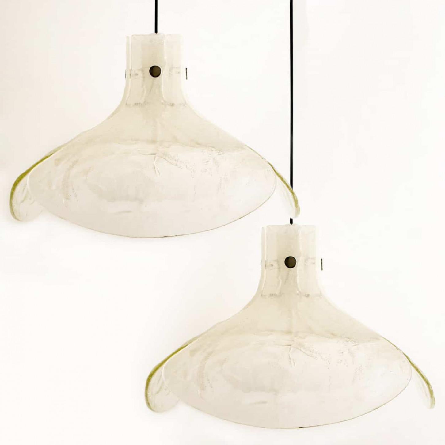 1 delle 2 lampade a sospensione Model LS185 di Carlo Nason per Mazzega, 1970 in vendita 7
