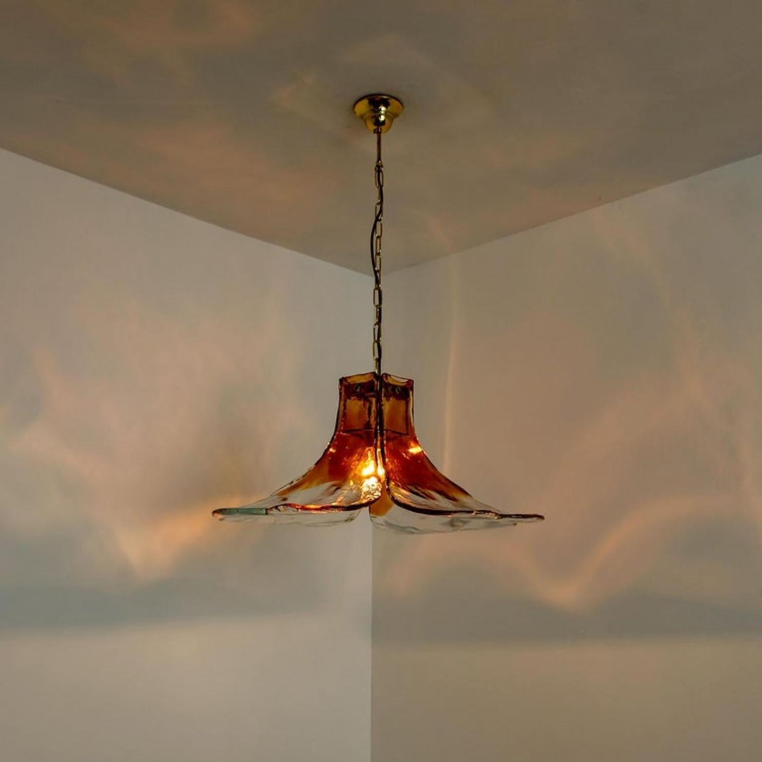 1 of the 2 Pendant Lamps Model LS185 by Carlo Nason for Mazzega For Sale 5
