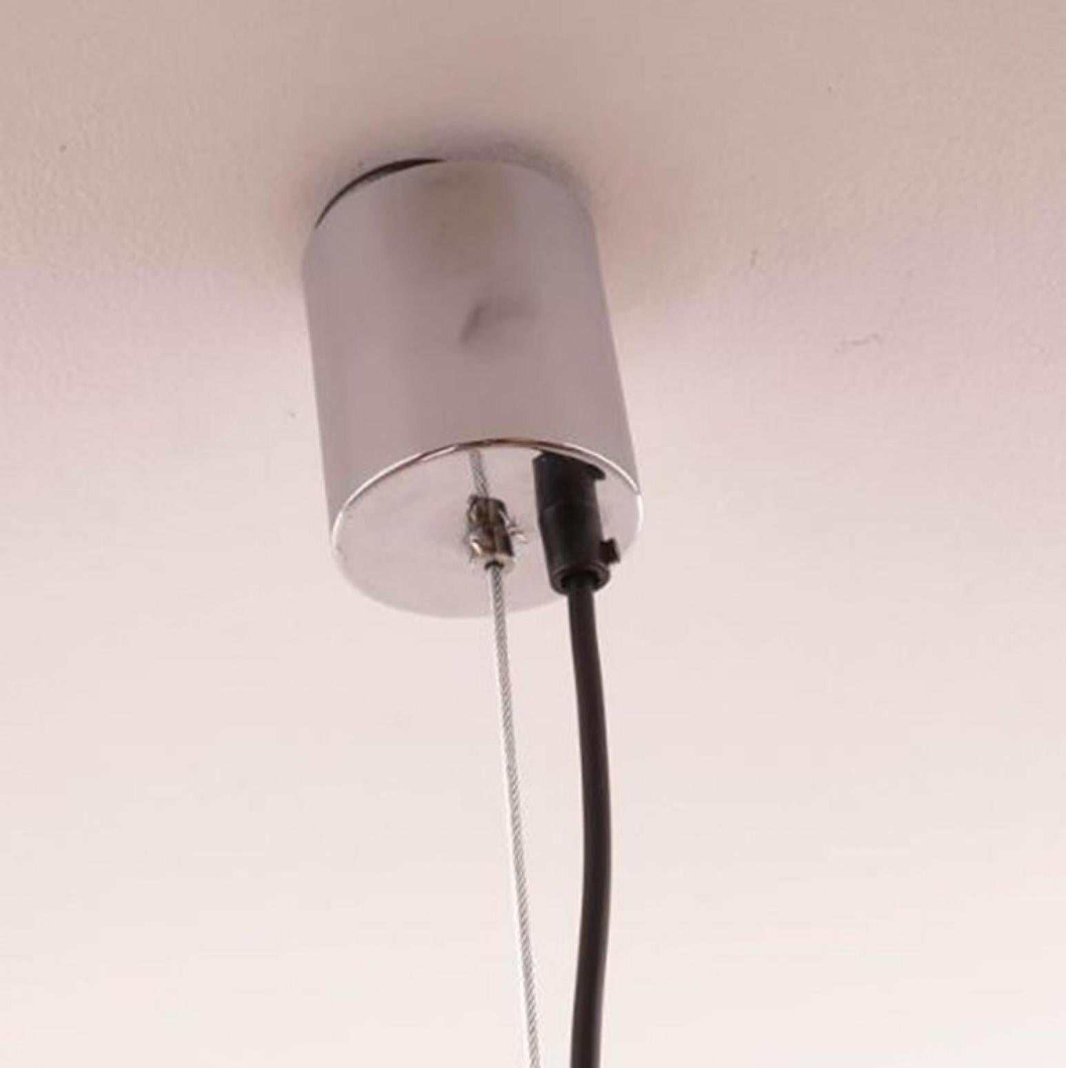 1 of the 2 Purple Clear Pendant Lamps by Carlo Nason for Kalmar, 1970s For Sale 2