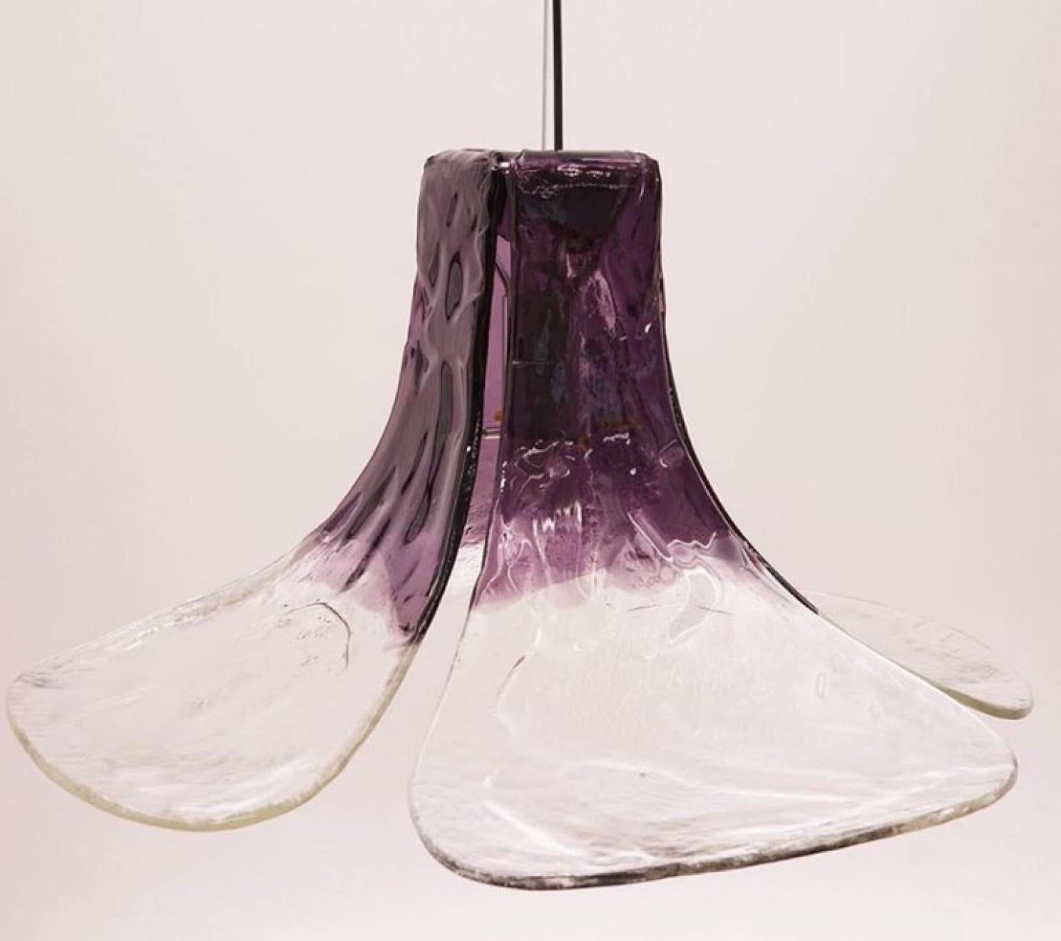 Mid-Century Modern 1 of the 2 Purple Clear Pendant Lamps by Carlo Nason for Kalmar, 1970s For Sale