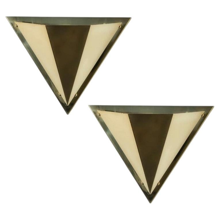 1 of the 2 Pyramid Shaped Massive Brass Wall Lamps, 1970s For Sale