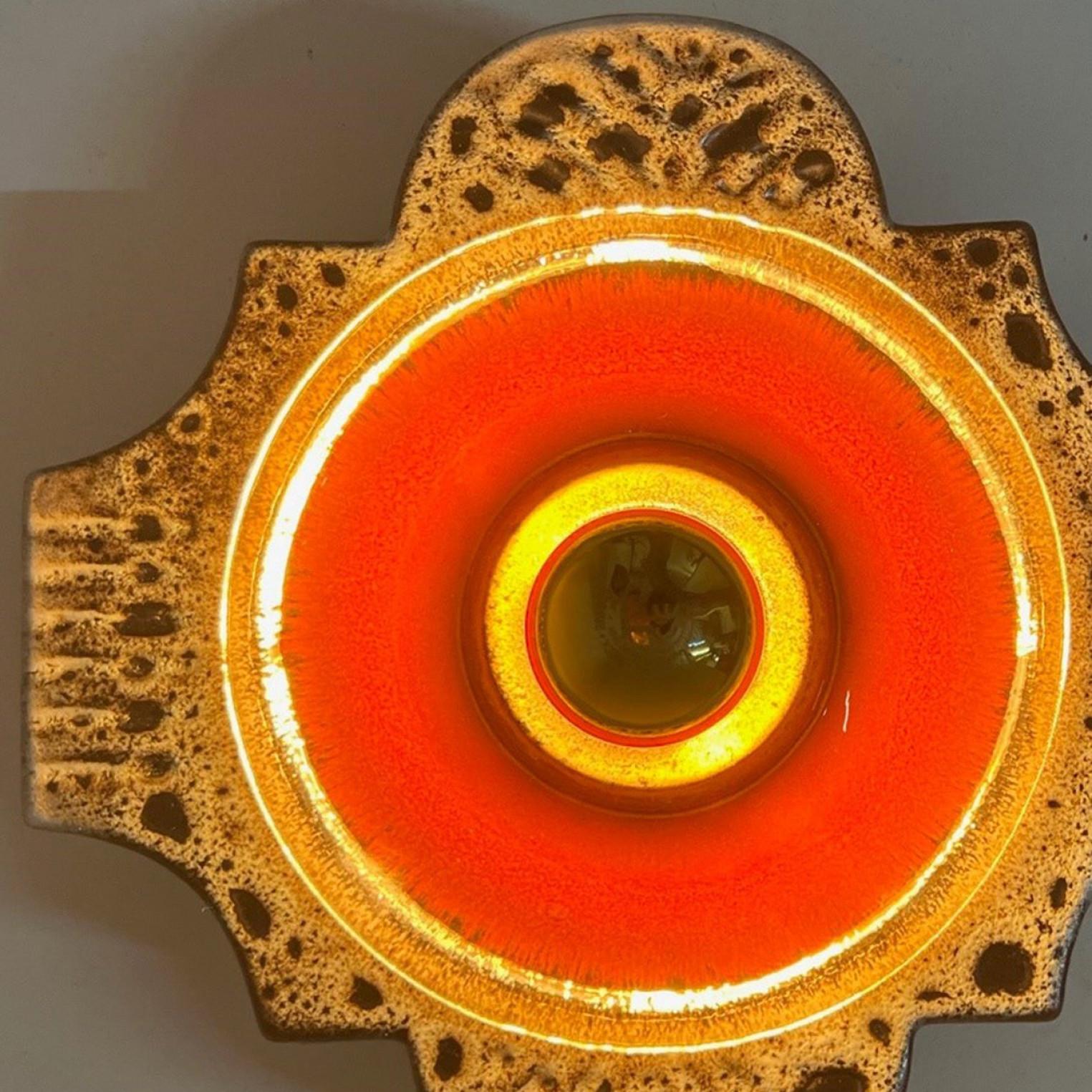 1 der 2 roten und braunen keramischen Wall Lights von Hustadt Keramik, Deutschland, 1970 (Glasiert) im Angebot