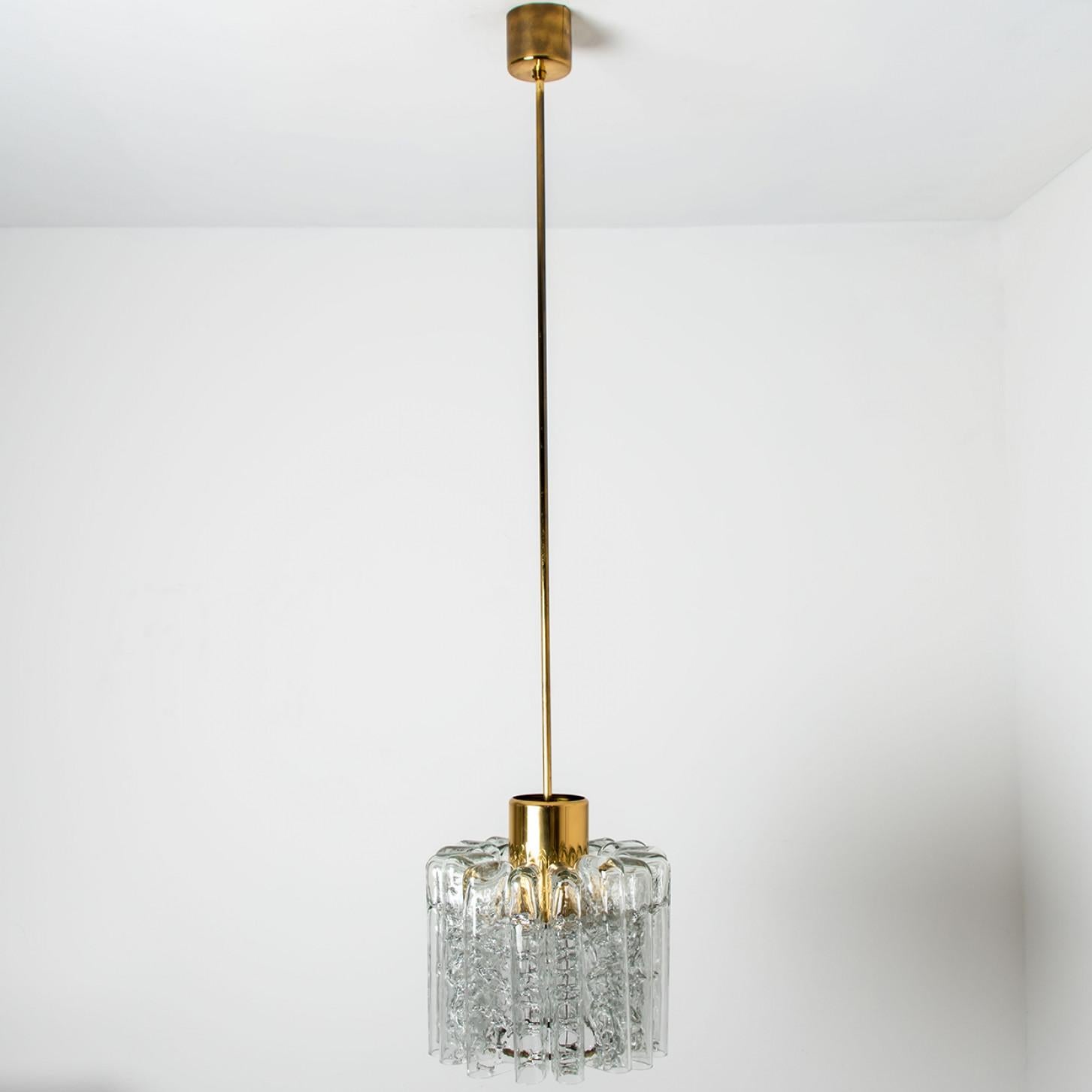 1 of the 2 Round Textured Clear Glass Doria Pendant Lamp, 1960s For Sale 2