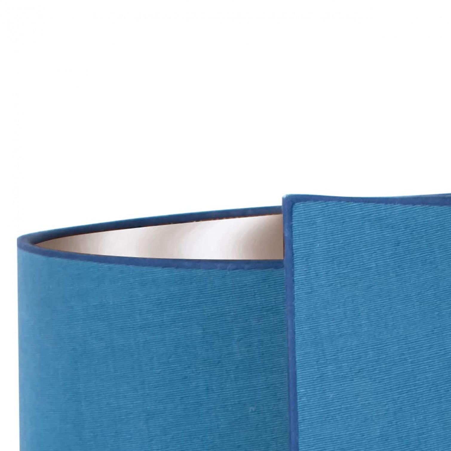 Mid-Century Modern 1 des 2 lampes Soholm avec abat-jour en soie bleue René Houben, 1960s en vente