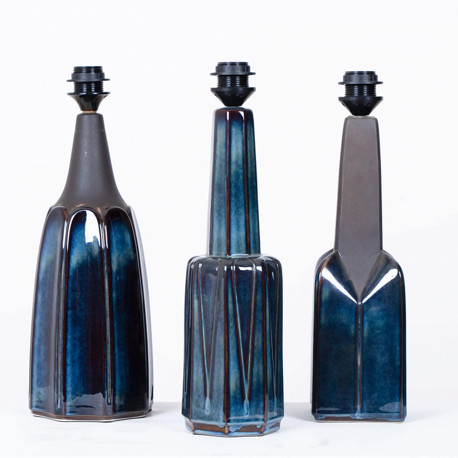 Danois 1 des 2 lampes Soholm avec abat-jour en soie bleue René Houben, 1960s en vente