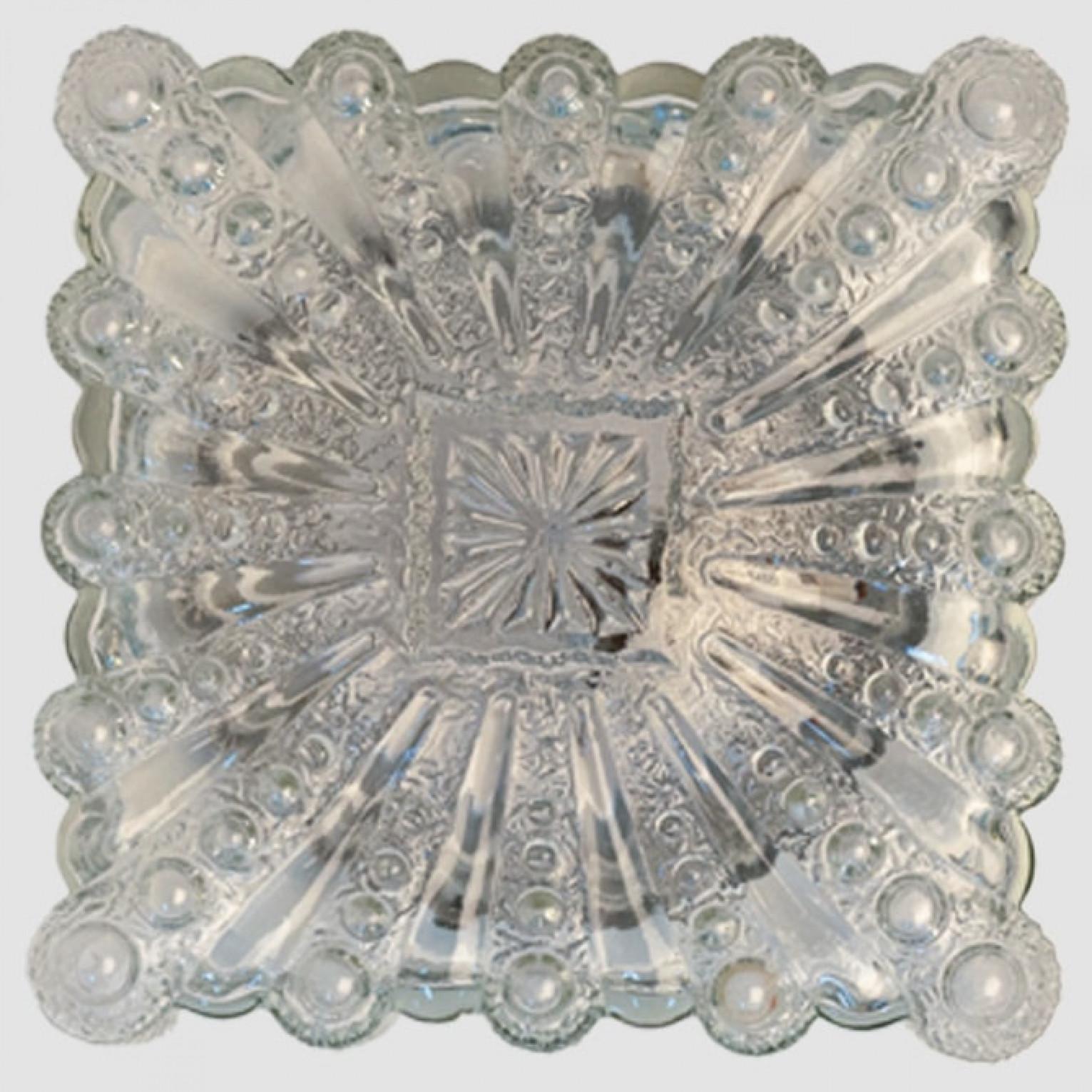Métal 1 des 2 plafonniers carrés en verre d'Helena Tynell, 1970 en vente