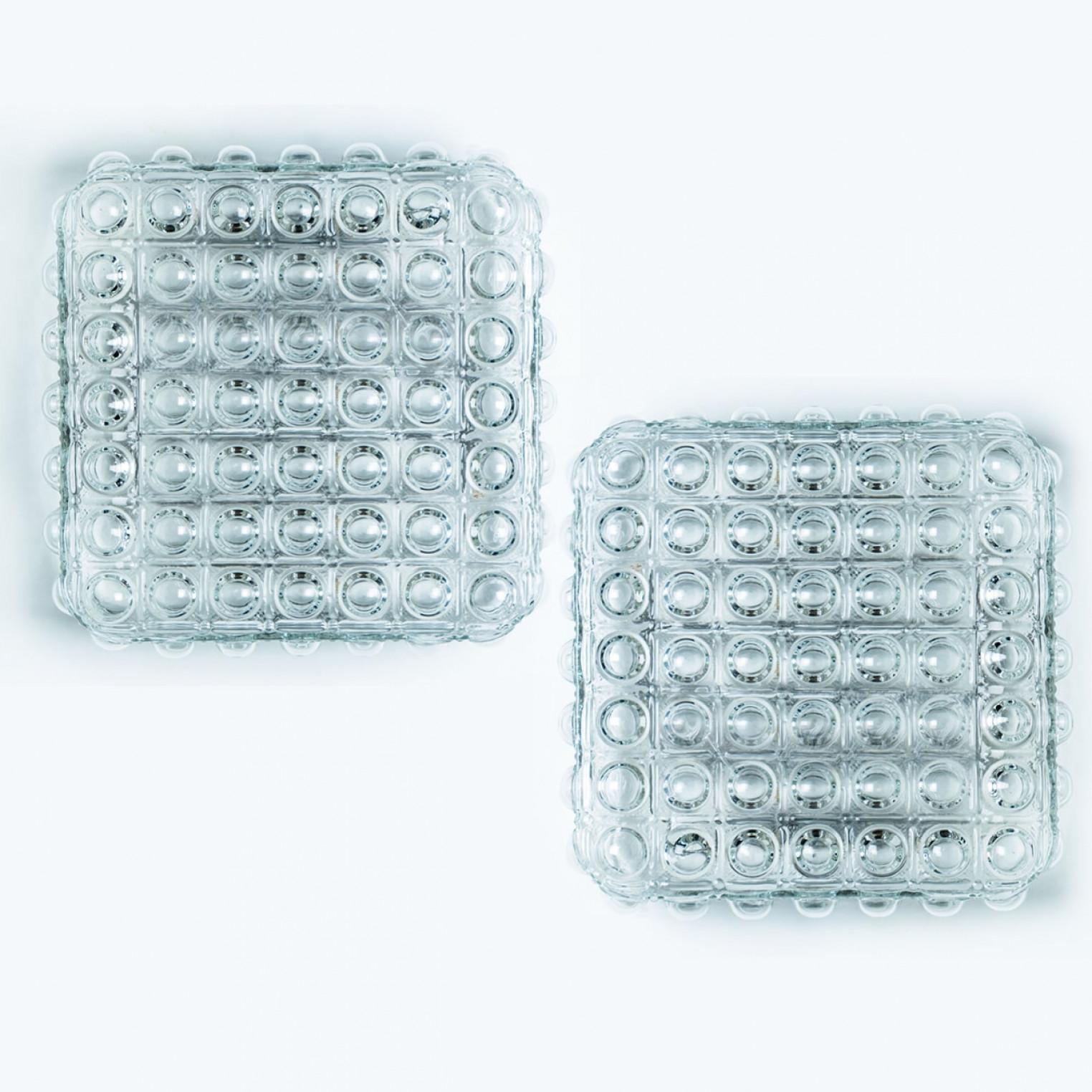 1 of the 2 Square Glass Silver Colored Wall Lights By Helena Tynell, 1970 For Sale 9