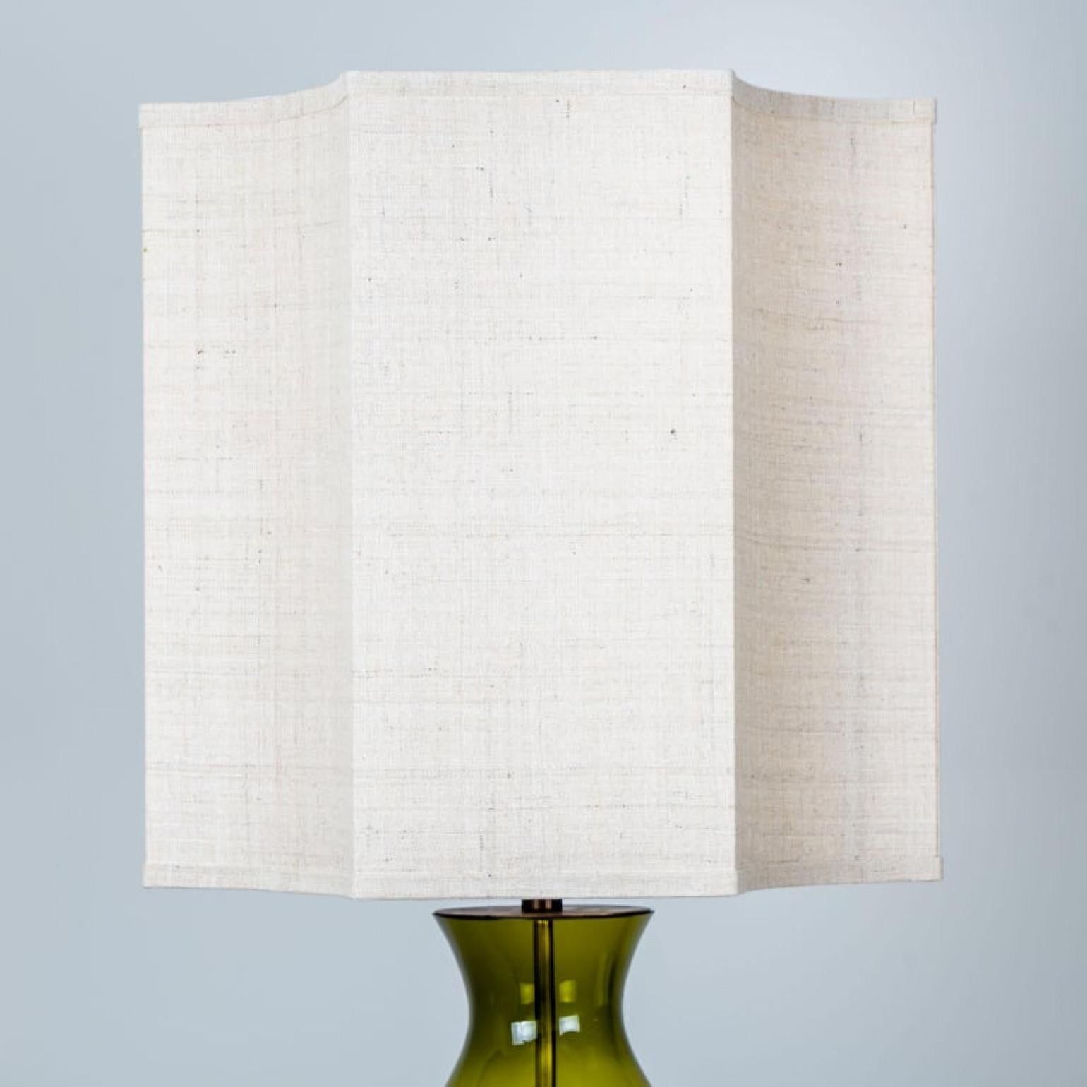 1 of the 2 XL Glass Shaped Table Lamp with Custom Made Silk Lamp R Houben en vente 11