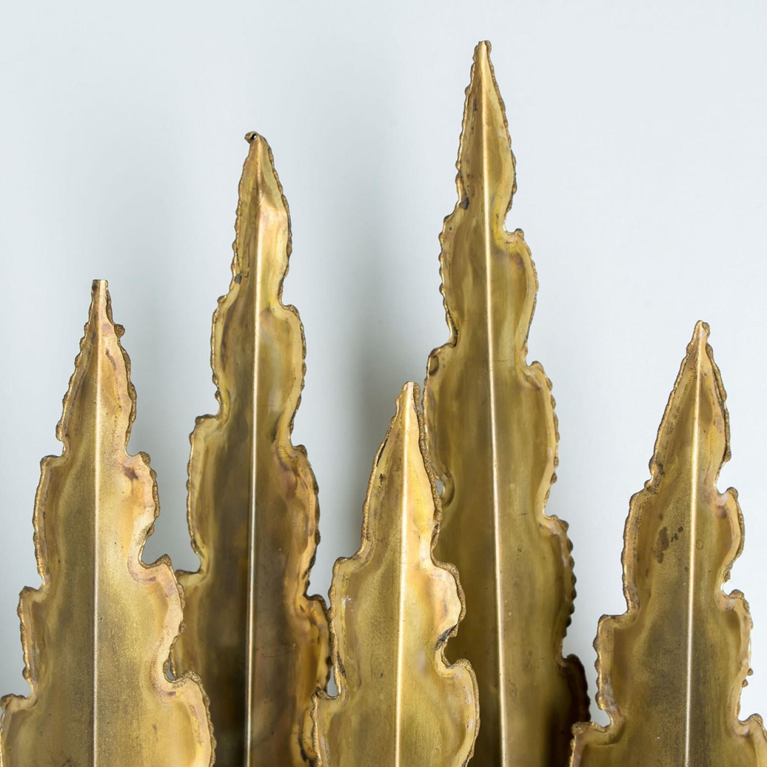 1 of the 2 XXL Brass Wall Sconces by Holm Sorensen, 1960 (Dänisch) im Angebot