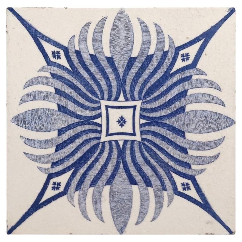 1 de los 22 azulejos antiguos en relieve únicos, Le Claive, hacia 1920