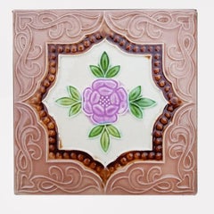 1 delle 25 autentiche piastrelle in rilievo Art Deco smaltate, Belga, circa 1930