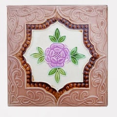 1 delle 25 autentiche piastrelle in rilievo Art Deco smaltate, Belga, circa 1930