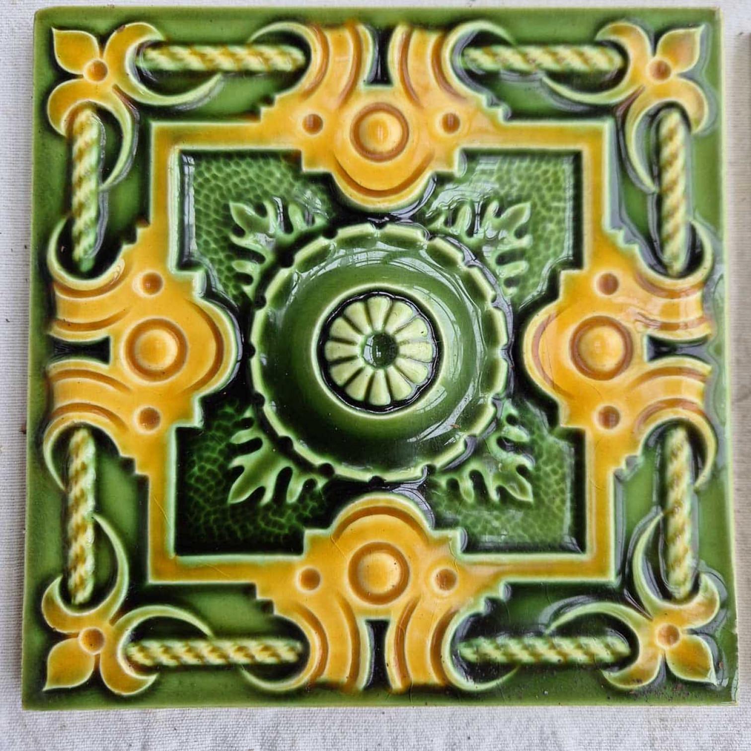 1 of the 275 Art Deco Glazed Relief Tiles by Gilliot, circa 1920 (Copy) In Good Condition For Sale In Rijssen, NL