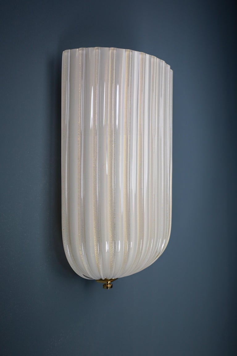 20th Century 1 of the 12 Barovier & Toso Murano Glass Sconces with Brass, Italy 1980s For Sale