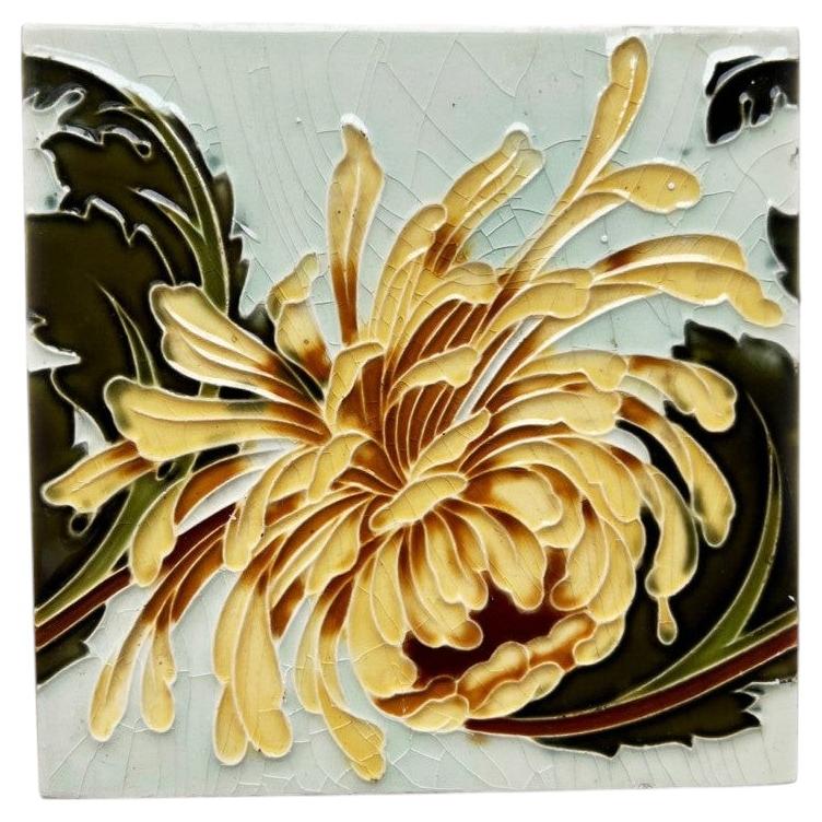 1 of the 3 Art Nouveau Tiles, by Gilliot Hemiksem, Belgium, circa 1930's For Sale