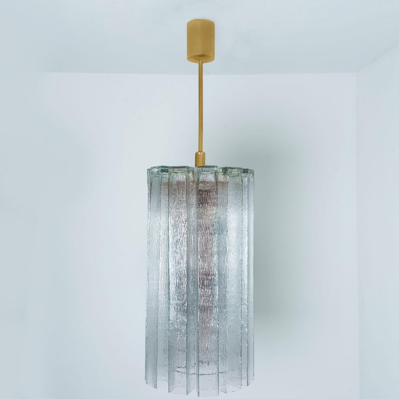 1 des 3 magnifiques lustres à 12 tubes en verre de Doria Leuchten, Allemagne, 1970 en vente 5