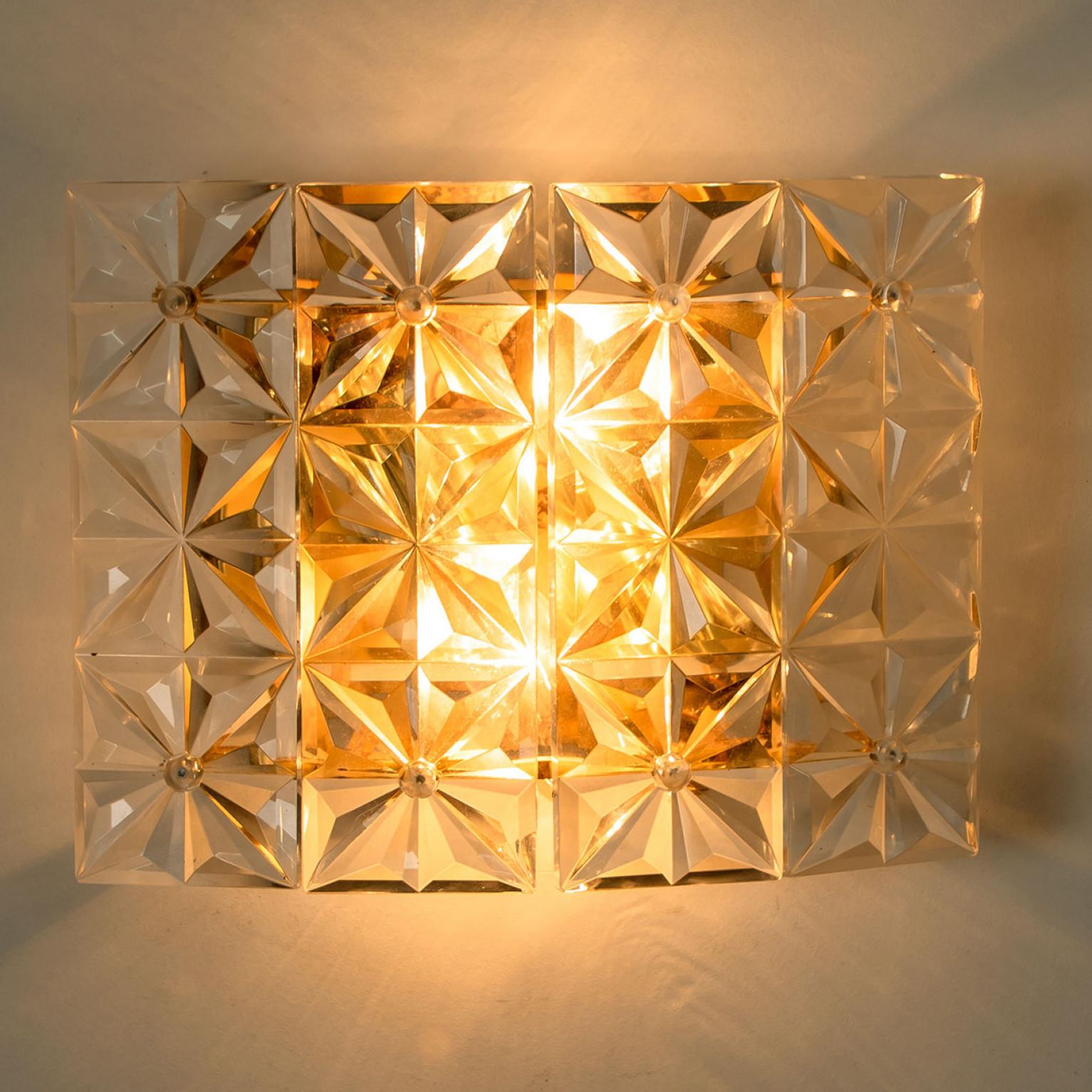 1 of the 3 Brass and Crystal Glass Wall Lights by Kinkeldey, 1970s For Sale 1