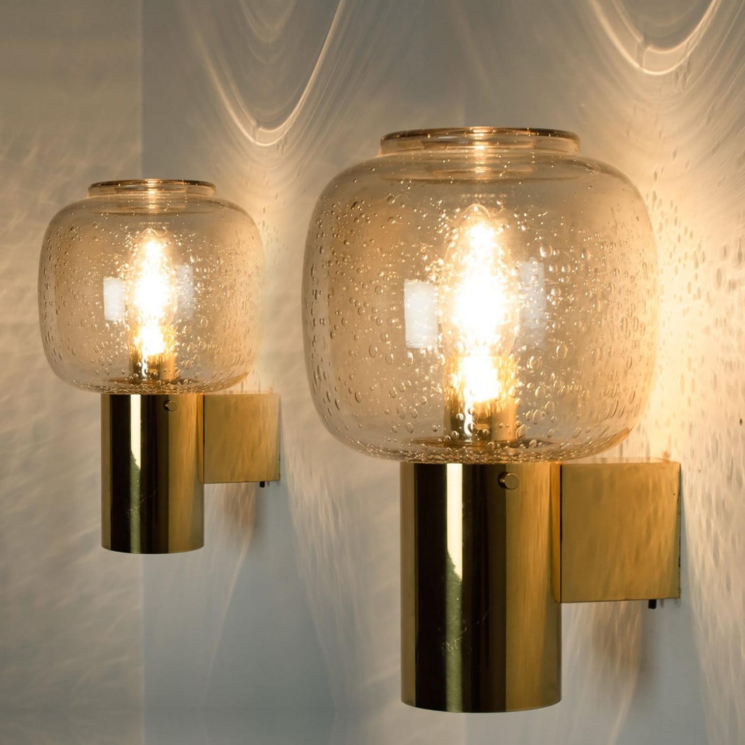 1 Of the 3 Brass and Glass Wall Lights in style of Hans Agne Jakobsson , circa 1 For Sale 4