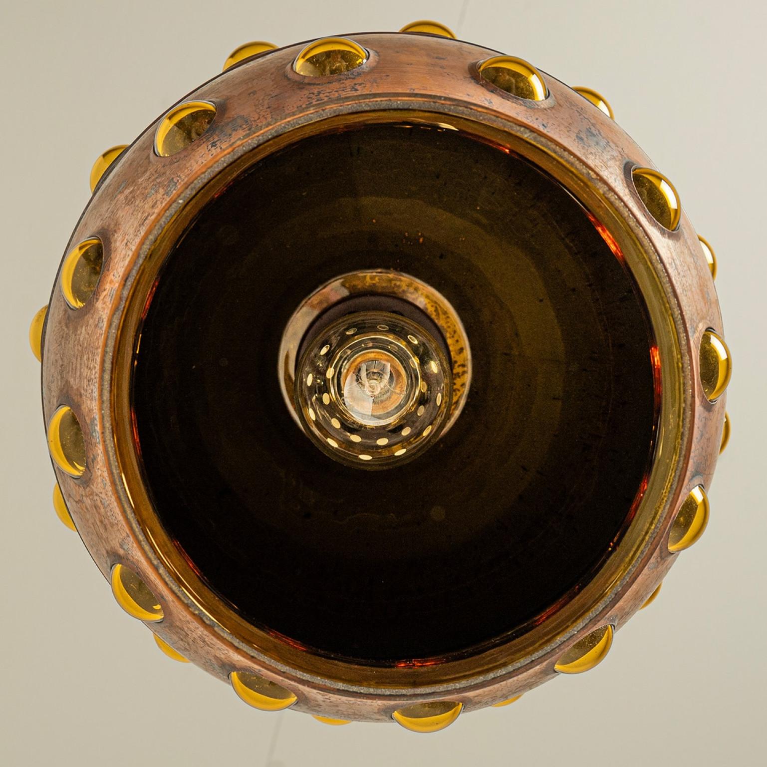 1 of the 3 Brutalist Copper Pendant Lamp in the style of Nanny Still, 1970 en vente 6