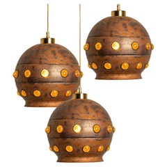 Chandeliers and Pendants