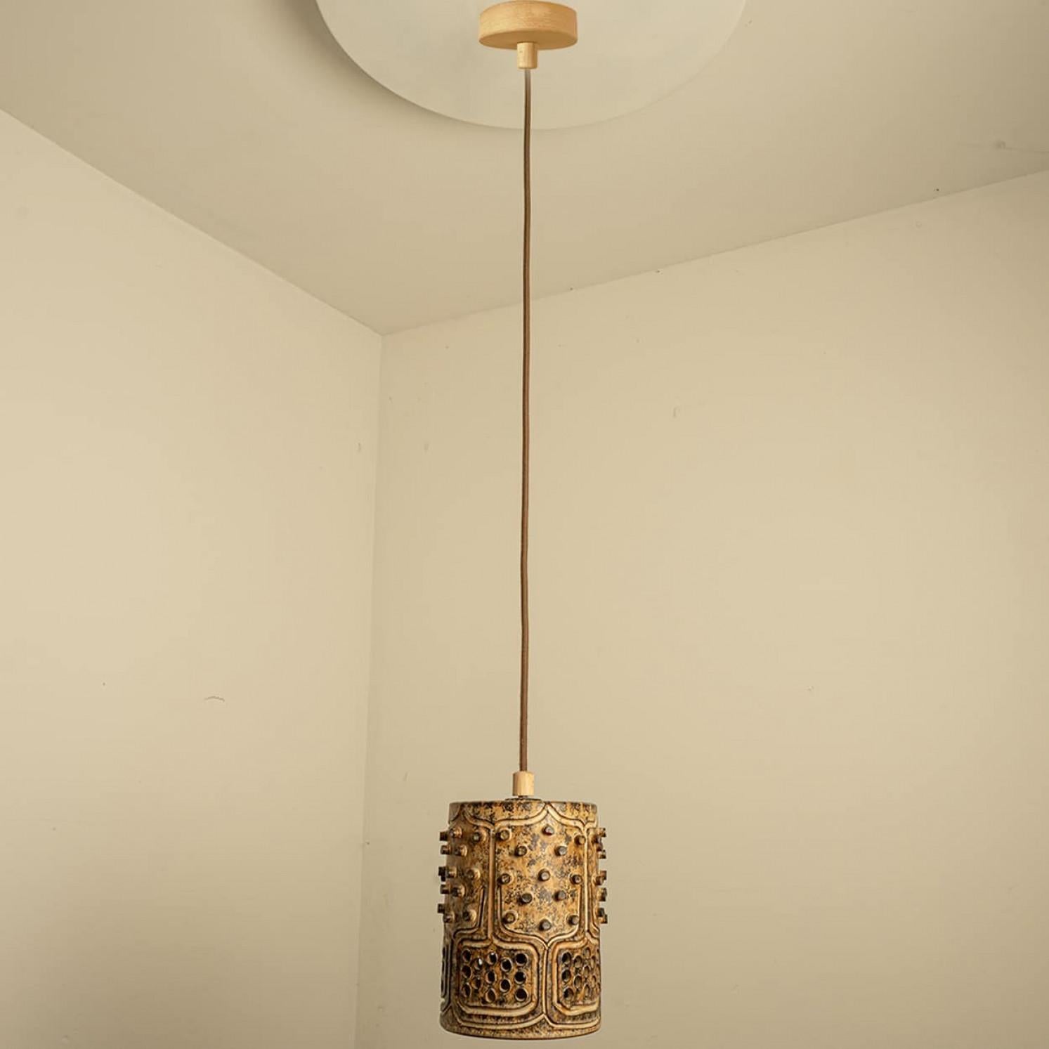 1 dei 3 pendenti in ceramica marrone, Danimarca 1960 in vendita 1