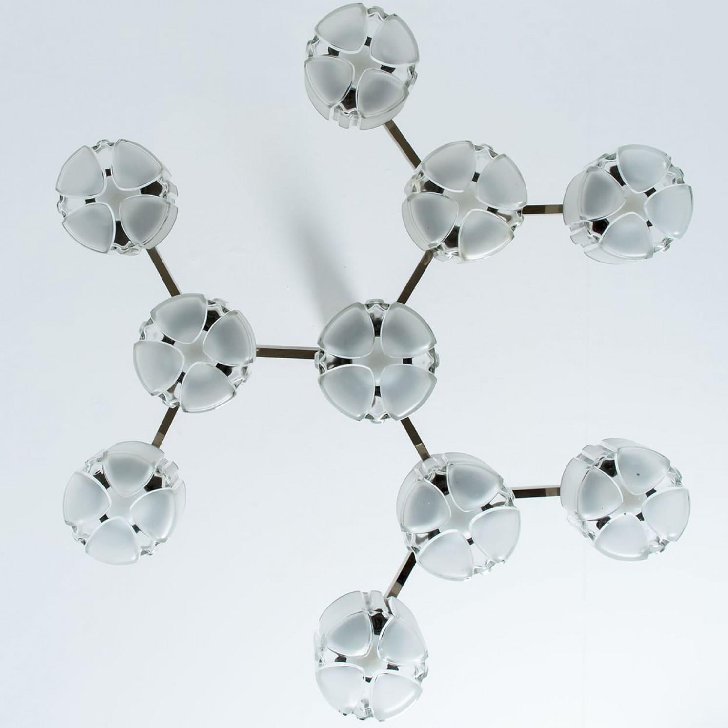 Fine XX secolo 1 dei 3 lampadari in cromo e vetro di Murano di Sciolari, 1970 in vendita